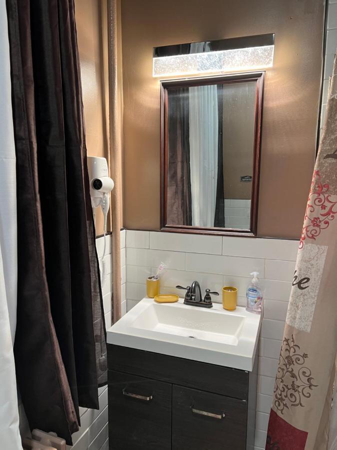 F.M.T. Apartment Harrisburg Bagian luar foto